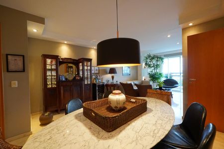 Apartamento para alugar com 142m², 3 quartos e 2 vagasSala