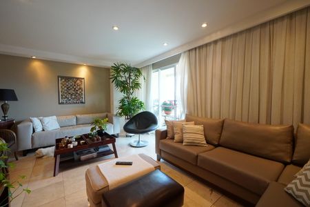 Apartamento para alugar com 142m², 3 quartos e 2 vagasSala