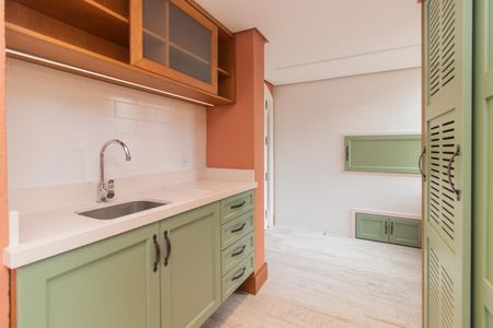 Apartamento à venda com 350m², 4 quartos e 3 vagas Apartamento à venda com 350m², 4 quartos e 3 vagasÁrea comum - Churrasqueira