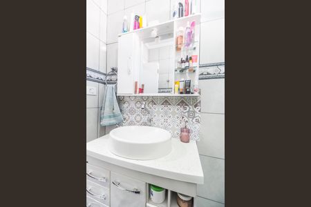 Casa à venda com 260m², 3 quartos e 2 vagasBanheiro