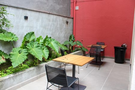 Studio para alugar com 25m², 1 quarto e sem vagaSalão de Festas