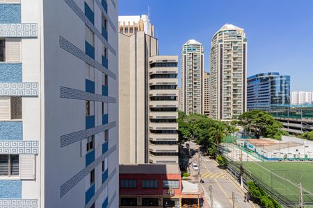 Apartamento à venda com 85m², 4 quartos e 1 vaga Apartamento à venda com 85m², 4 quartos e 1 vagaVista do Quarto 1