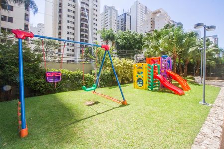 Apartamento à venda com 120m², 4 quartos e 2 vagas Apartamento à venda com 120m², 4 quartos e 2 vagasÁrea comum