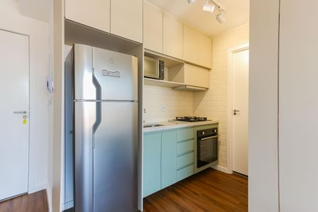 Cozinha de apartamento para alugar com 1 quarto, 31m² em Butantã, São Paulo