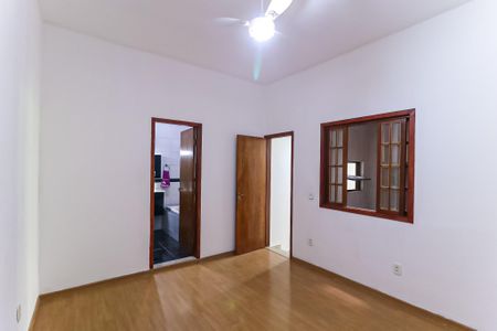 Casa para alugar com 200m², 4 quartos e sem vagaQuarto 3 - Suíte