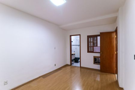 Casa para alugar com 200m², 4 quartos e sem vagaQuarto 2 - Suíte