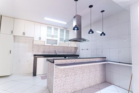 Casa para alugar com 200m², 4 quartos e sem vagaCozinha