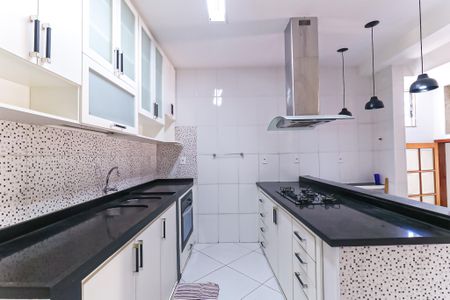 Casa para alugar com 200m², 4 quartos e sem vagaCozinha