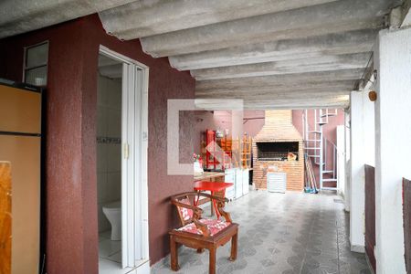 Casa para alugar com 225m², 5 quartos e 2 vagas Casa para alugar com 225m², 5 quartos e 2 vagasÁrea externa