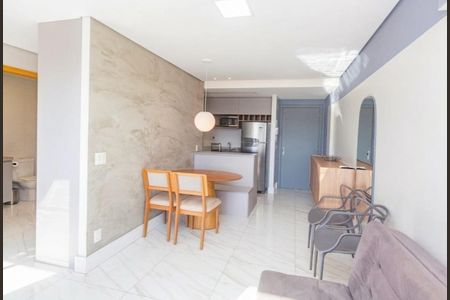 Sala de apartamento para alugar com 1 quarto, 45m² em Petrópolis, Porto Alegre