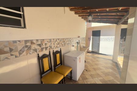 Casa para alugar com 300m², 2 quartos e 3 vagasÁrea de Serviço