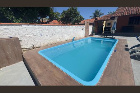 Casa para alugar com 300m², 2 quartos e 3 vagasÁrea comum - Piscina