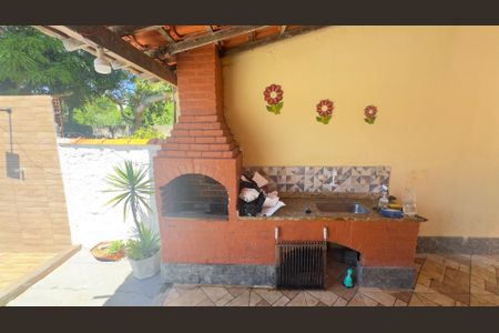 Casa para alugar com 300m², 2 quartos e 3 vagasÁrea comum - Churrasqueira