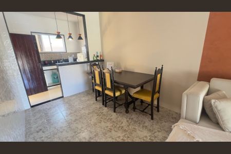 Casa para alugar com 300m², 2 quartos e 3 vagasSala