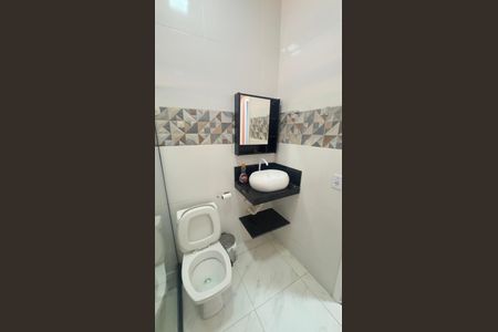 Casa para alugar com 300m², 2 quartos e 3 vagasBanheiro Social