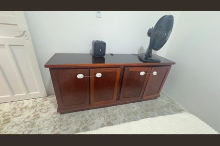 Casa para alugar com 300m², 2 quartos e 3 vagasQuarto