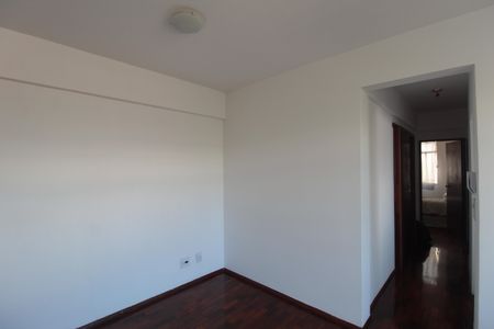 Sala de apartamento à venda com 2 quartos, 65m² em Santa Rosa, Belo Horizonte