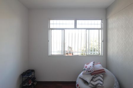 Sala de apartamento à venda com 2 quartos, 65m² em Santa Rosa, Belo Horizonte