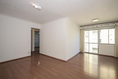 Sala de apartamento para alugar com 3 quartos, 72m² em Vila Suzana, São Paulo