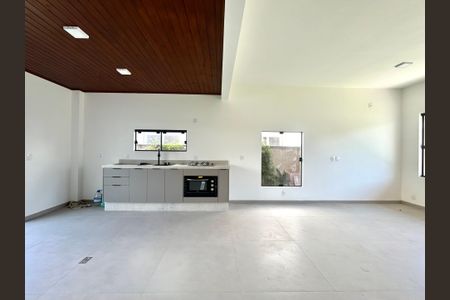 Casa para alugar com 126m², 3 quartos e 2 vagasSala e Cozinha 