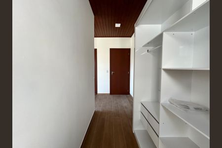 Casa para alugar com 126m², 3 quartos e 2 vagasSuíte Closet 