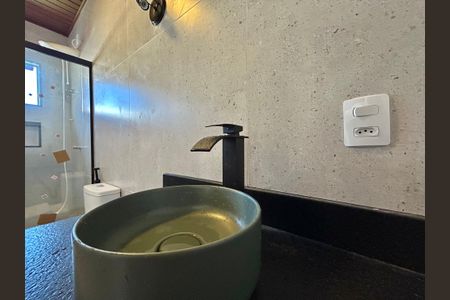 Casa para alugar com 126m², 3 quartos e 2 vagasBanheiro suíte 2