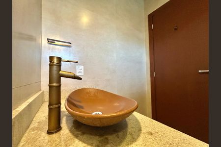 Casa para alugar com 126m², 3 quartos e 2 vagasBanheiro suíte 1