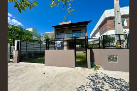 Casa para alugar com 126m², 3 quartos e 2 vagasFachada 