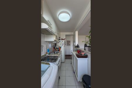 Apartamento à venda com 43m², 2 quartos e 1 vaga Apartamento à venda com 43m², 2 quartos e 1 vagaCozinha e Área de Serviço