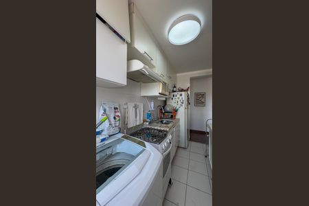 Apartamento à venda com 43m², 2 quartos e 1 vaga Apartamento à venda com 43m², 2 quartos e 1 vagaCozinha e Área de Serviço