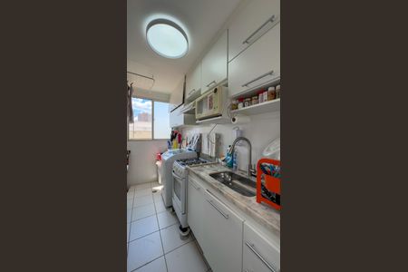 Apartamento à venda com 43m², 2 quartos e 1 vaga Apartamento à venda com 43m², 2 quartos e 1 vagaCozinha e Área de Serviço