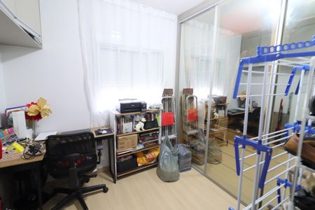 Apartamento à venda com 47m², 2 quartos e 1 vagaQuarto 2
