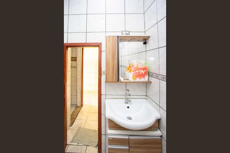 Casa à venda com 112m², 3 quartos e 1 vagaBanheiro