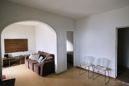 Sala de casa para alugar com 5 quartos, 120m² em Boa Vista, Belo Horizonte