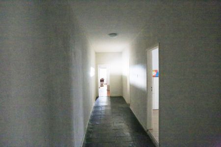 Casa para alugar com 120m², 5 quartos e 2 vagasCorredor