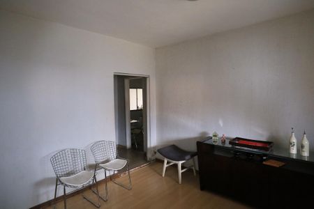 Casa para alugar com 120m², 5 quartos e 2 vagasSala