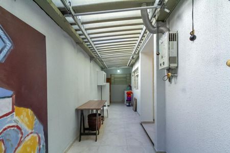 Casa à venda com 130m², 3 quartos e 2 vagasQuintal