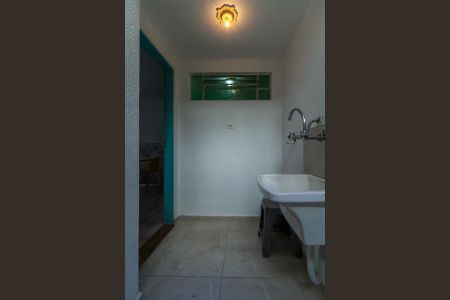 Casa à venda com 130m², 3 quartos e 2 vagasÁrea de Serviço