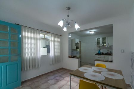 Casa à venda com 130m², 3 quartos e 2 vagasCopa