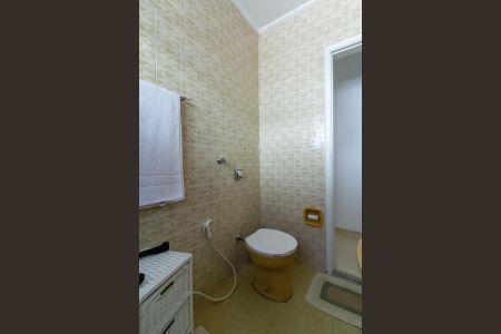 Casa à venda com 130m², 3 quartos e 2 vagasBanheiro
