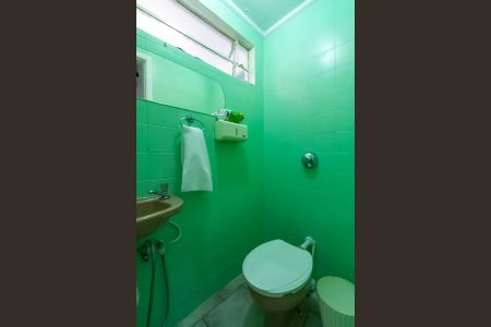 Casa à venda com 130m², 3 quartos e 2 vagasLavabo