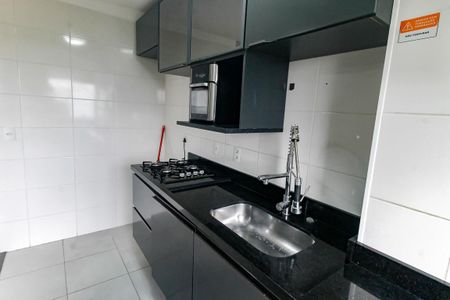 Apartamento à venda com 43m², 2 quartos e sem vaga Apartamento à venda com 43m², 2 quartos e sem vagaCozinha - Armários