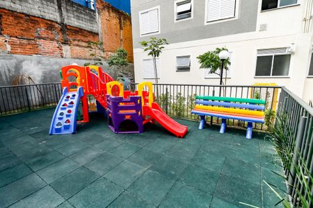 Apartamento à venda com 43m², 2 quartos e sem vaga Apartamento à venda com 43m², 2 quartos e sem vagaÁrea comum - Playground