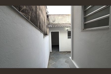 Casa de condomínio para alugar com 85m², 2 quartos e 1 vagaQuintal