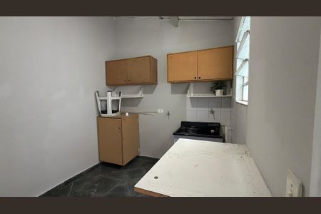 Casa de condomínio para alugar com 85m², 2 quartos e 1 vagaÁrea de Serviço