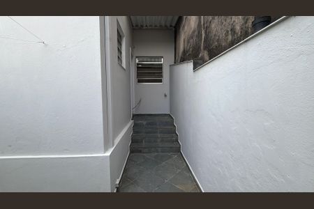 Casa de condomínio para alugar com 85m², 2 quartos e 1 vagaQuintal