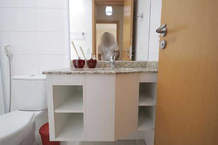 Apartamento à venda com 67m², 2 quartos e 2 vagasBanheiro
