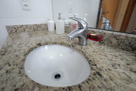 Apartamento à venda com 67m², 2 quartos e 2 vagasBanheiro Suíte