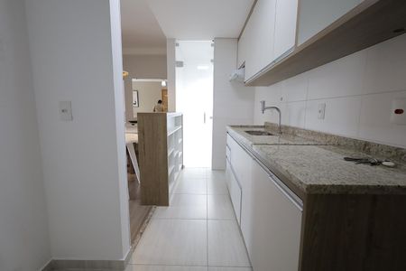 Apartamento à venda com 67m², 2 quartos e 2 vagasCozinha