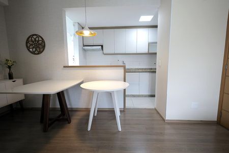 Apartamento à venda com 67m², 2 quartos e 2 vagasSala